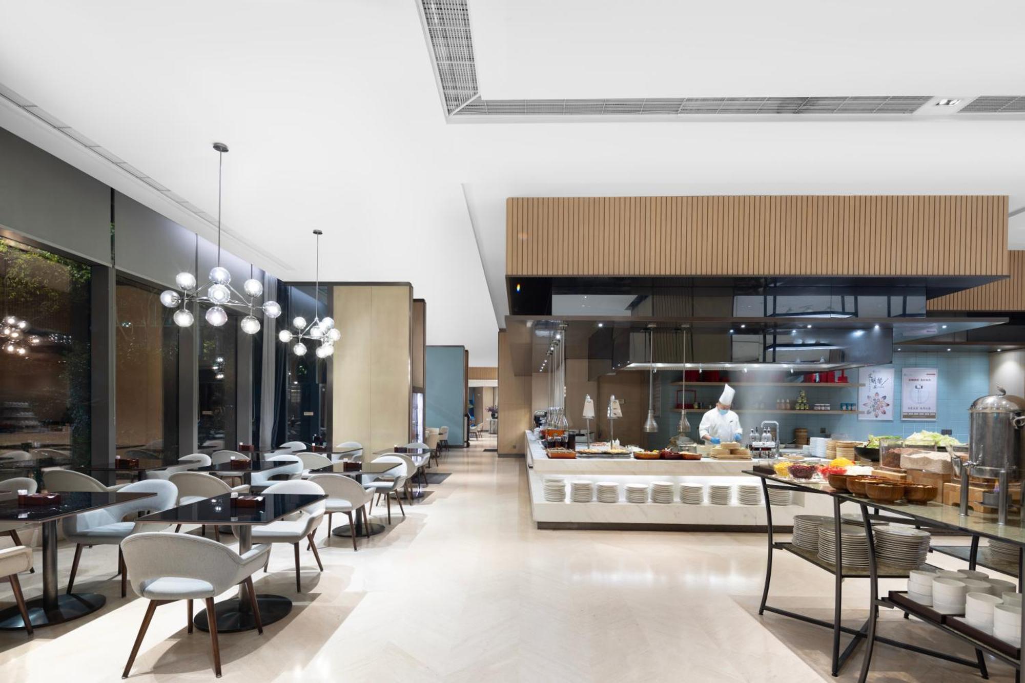 Hyatt House Hongqiao Cbd Hotel 4*